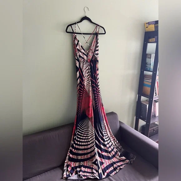 Strappy V-Neck Maxi Dress in Navy and Blush - Picture 3 of 6